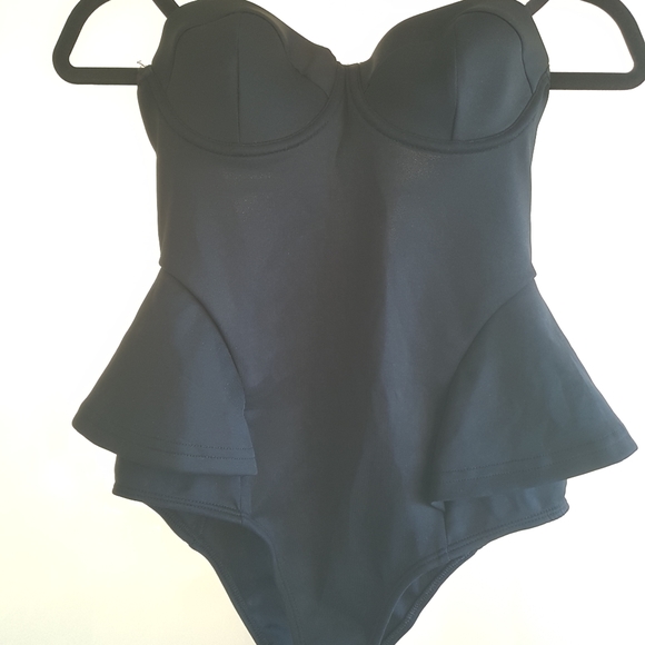 ASOS peplum bathing suit - Picture 2 of 4